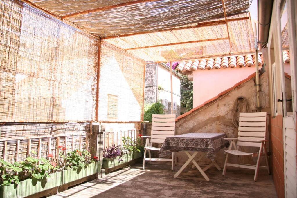 1-Bdrm With Terrace In The Old Town Lejlighed Dubrovnik Eksteriør billede